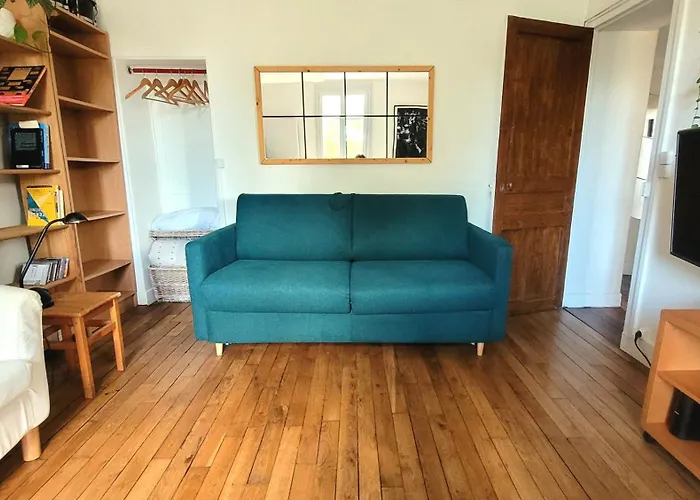 Charming Bordering Versailles Buc (Yvelines)