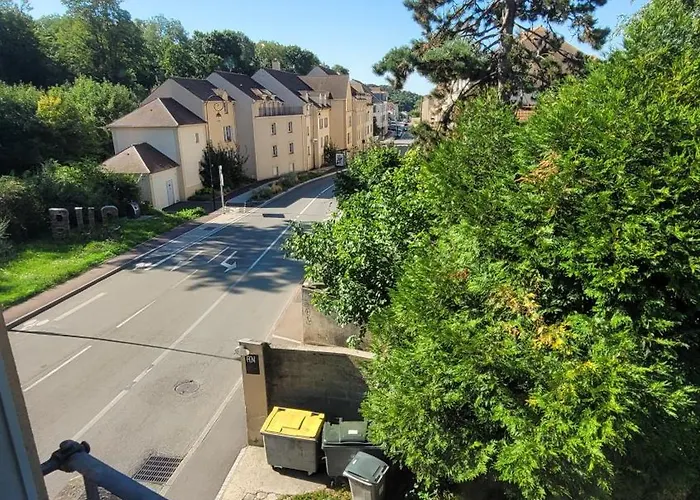 Apartment Charming Bordering Versailles *